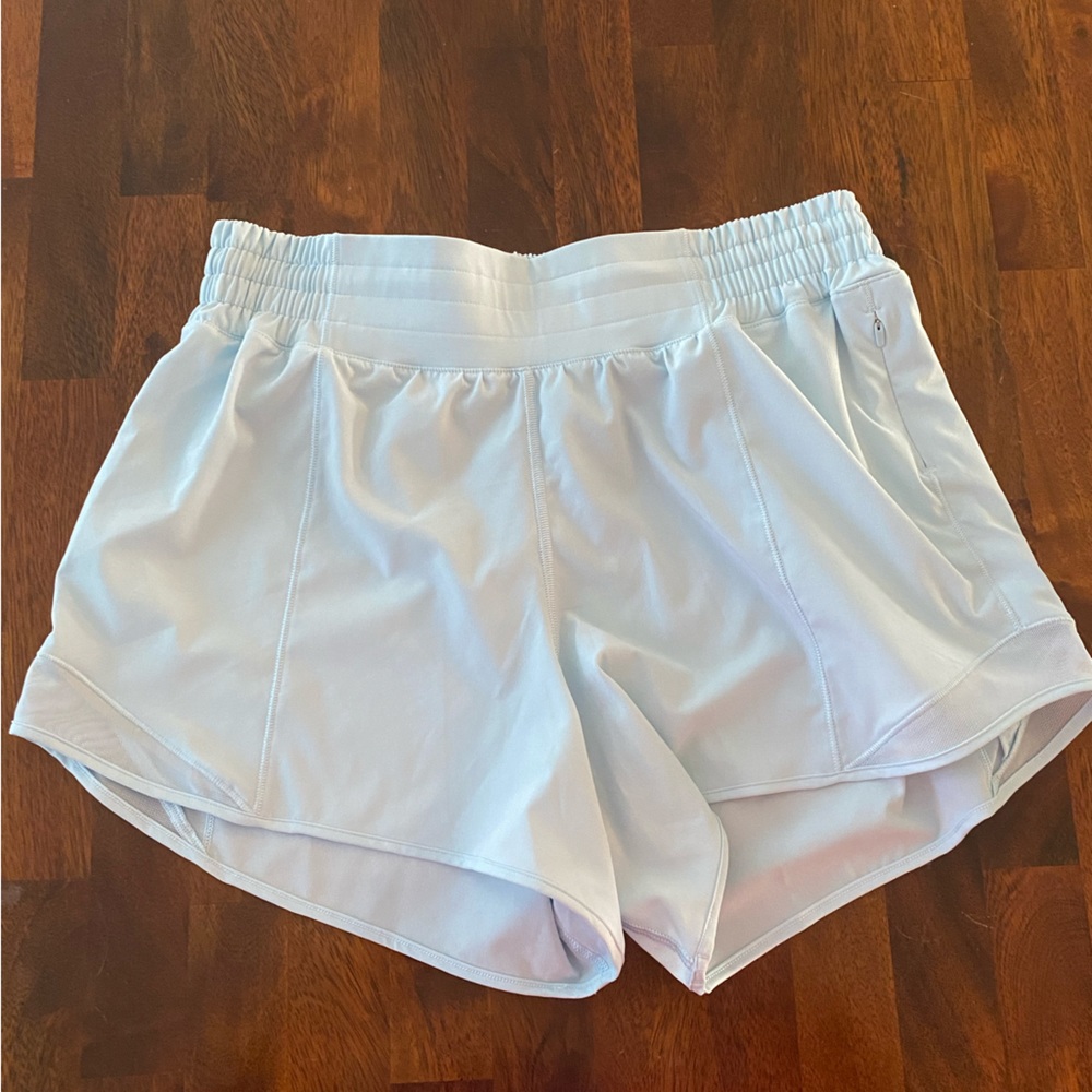 Lululemon Hotty Hot High Rise 4”